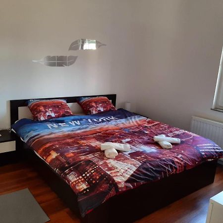 Апартаменты Apartman Eva Загреб Экстерьер фото